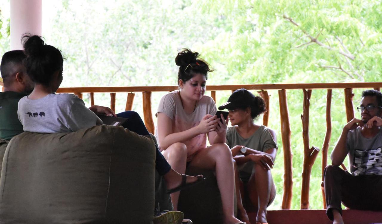 Funky Leopard Safari Lodge Bordering Yala National Park 카타라가마 외부 사진
