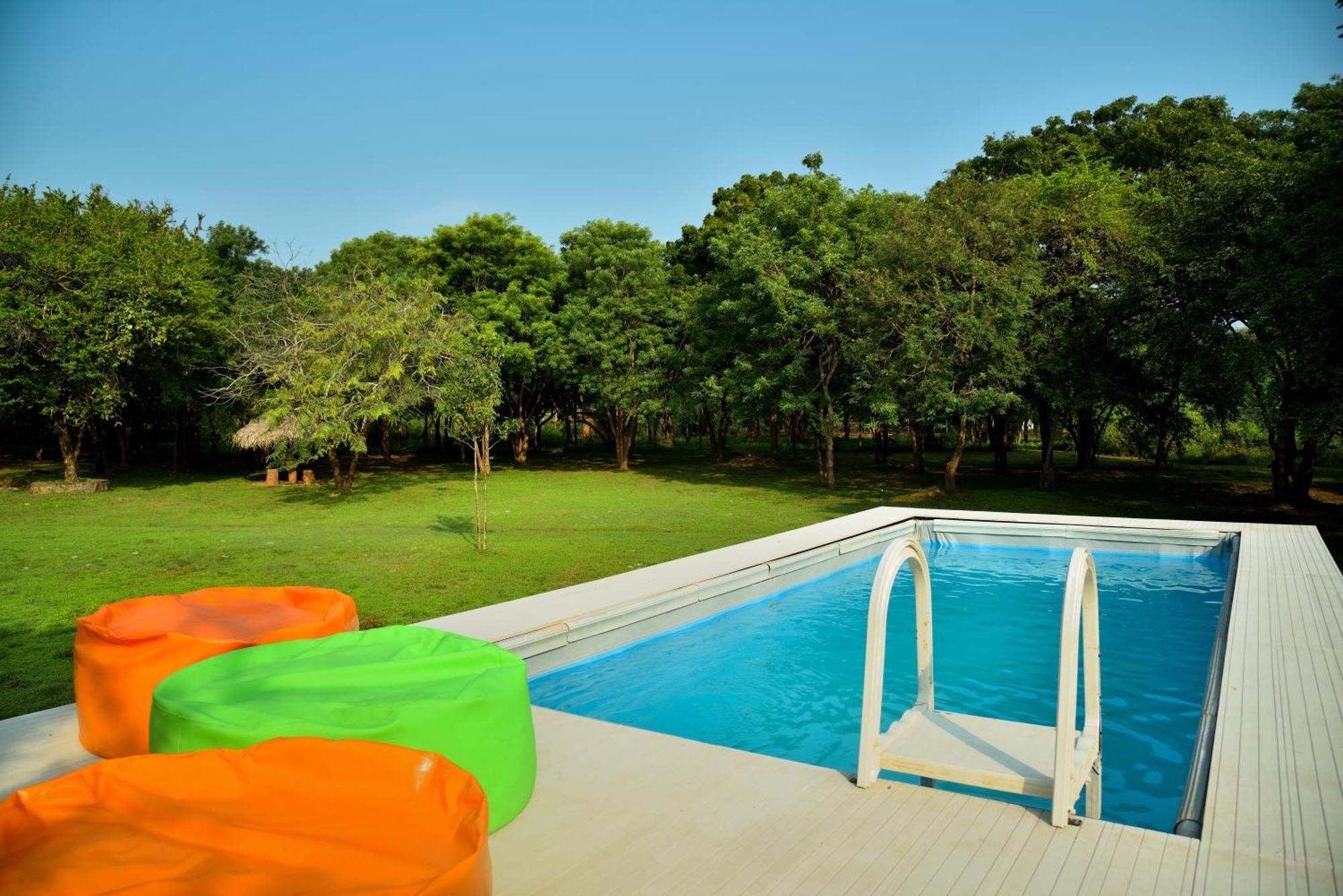 Funky Leopard Safari Lodge Bordering Yala National Park 카타라가마 외부 사진