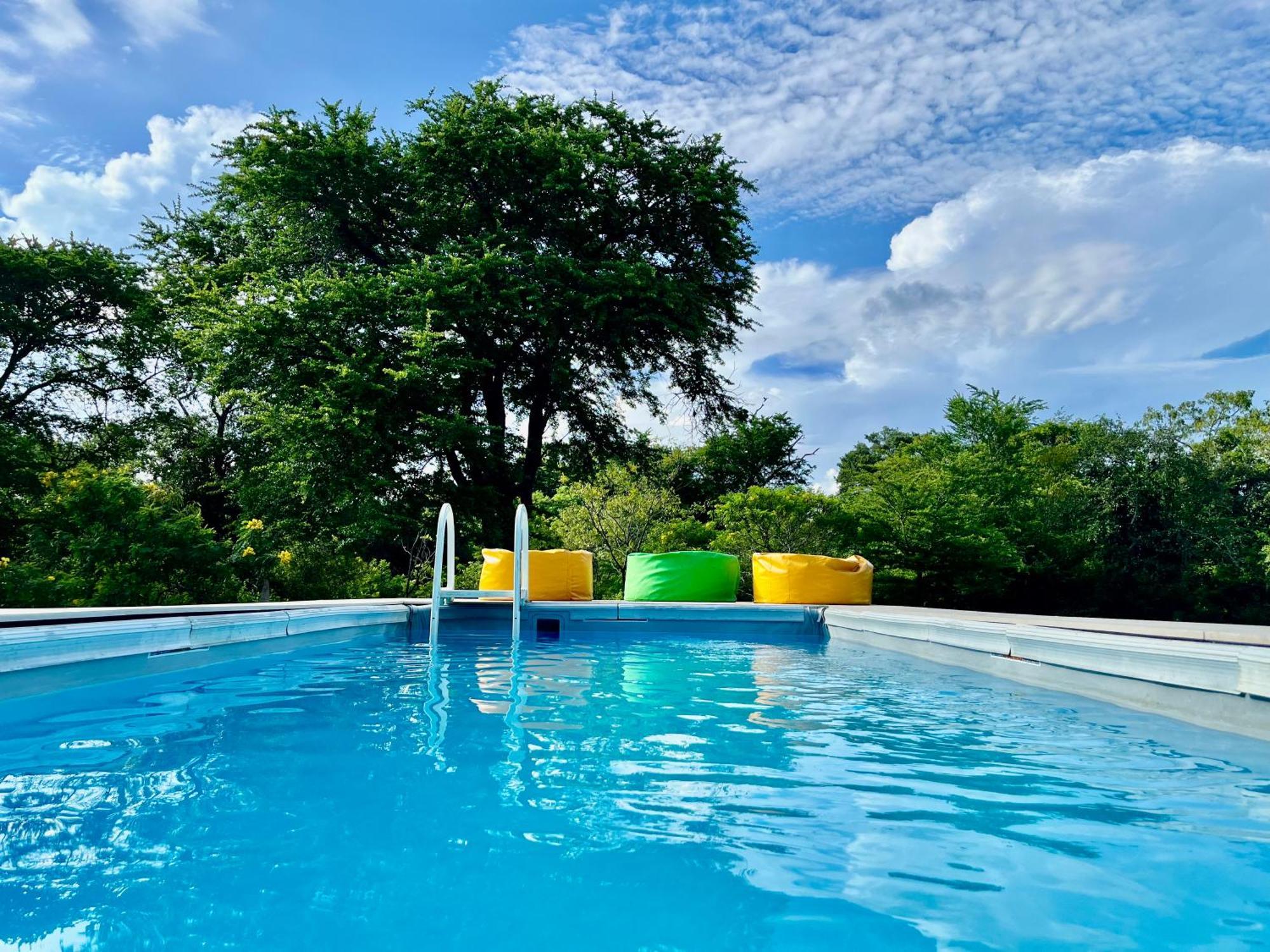 Funky Leopard Safari Lodge Bordering Yala National Park 카타라가마 외부 사진