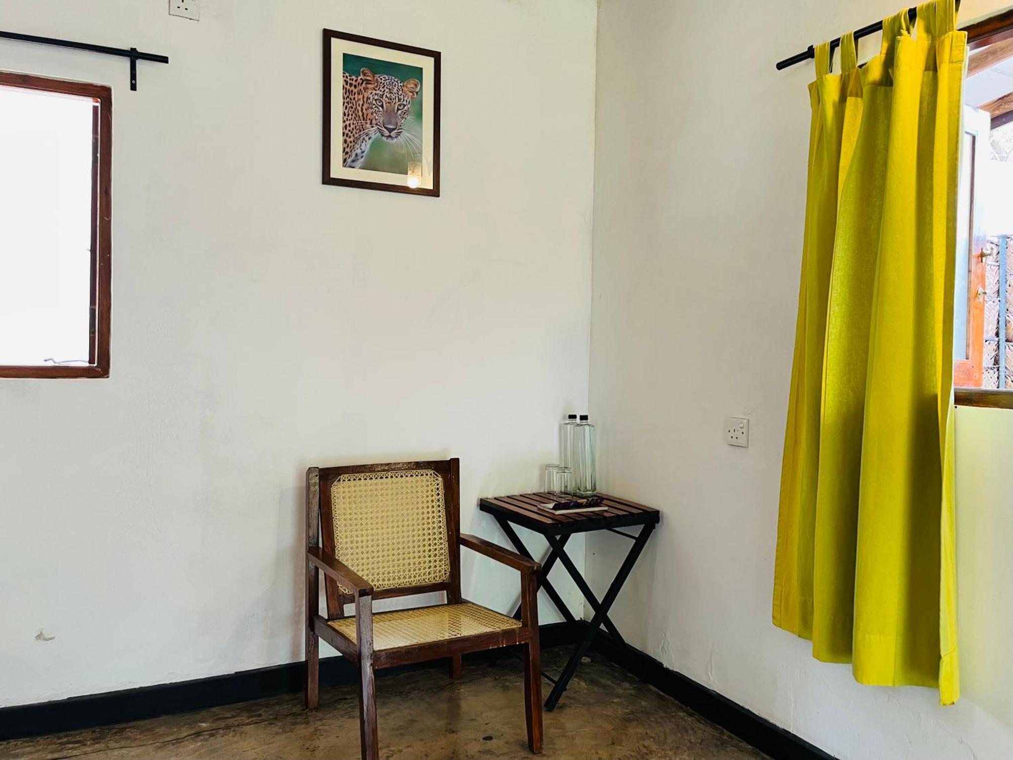 Funky Leopard Safari Lodge Bordering Yala National Park 카타라가마 외부 사진